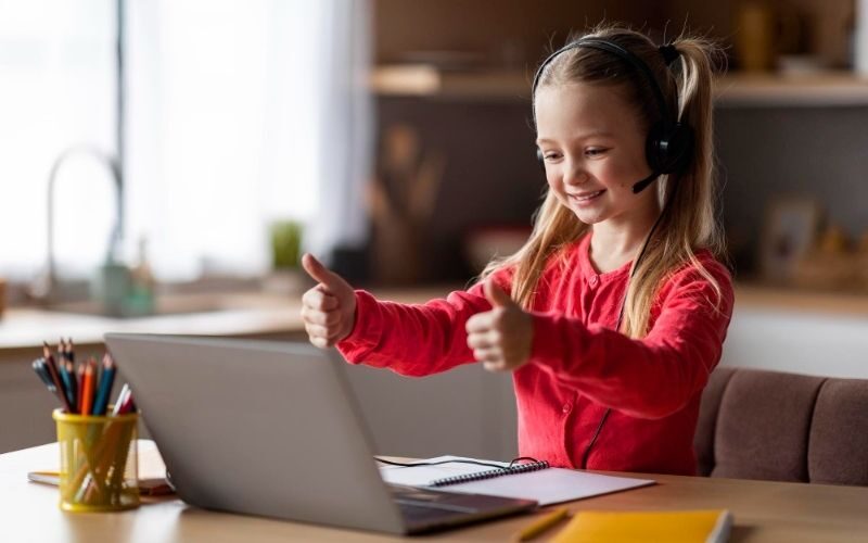 Online Ders Nedir? Online Eğitim Sistemi